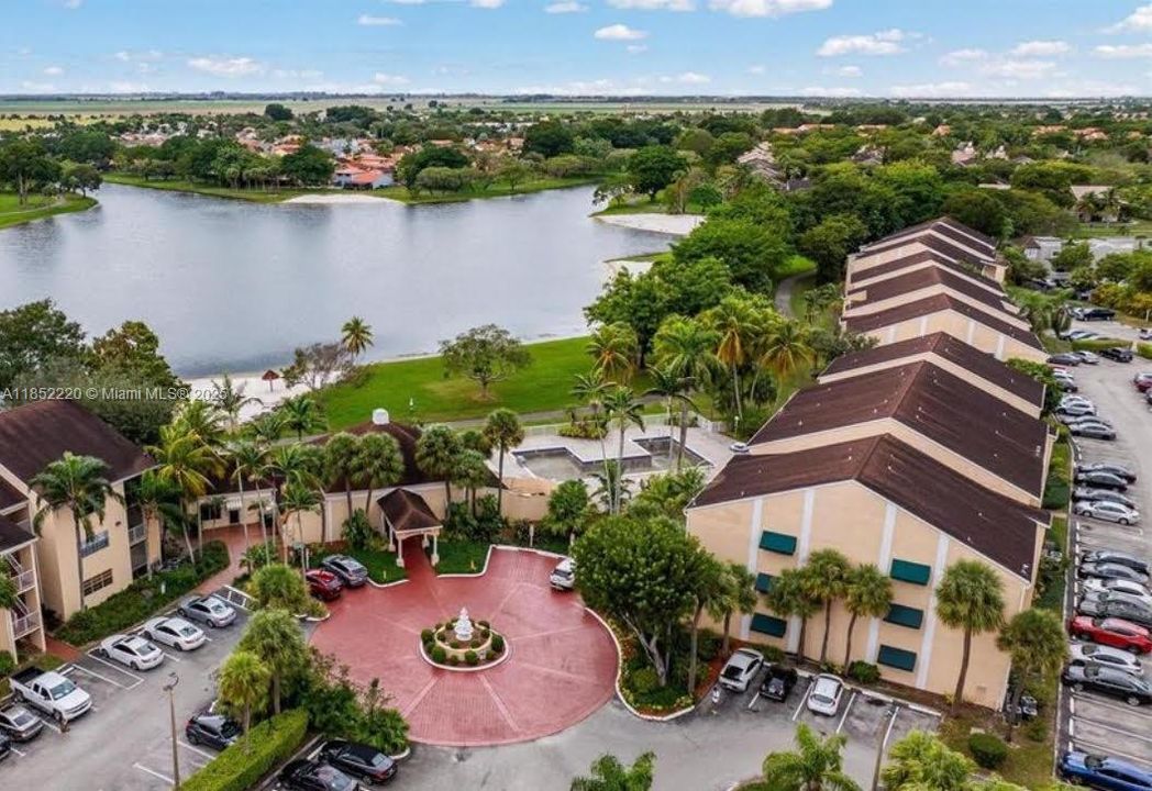 Activo con contrato: $199,000 (1 camas, 1 baños, 693 Pies cuadrados)