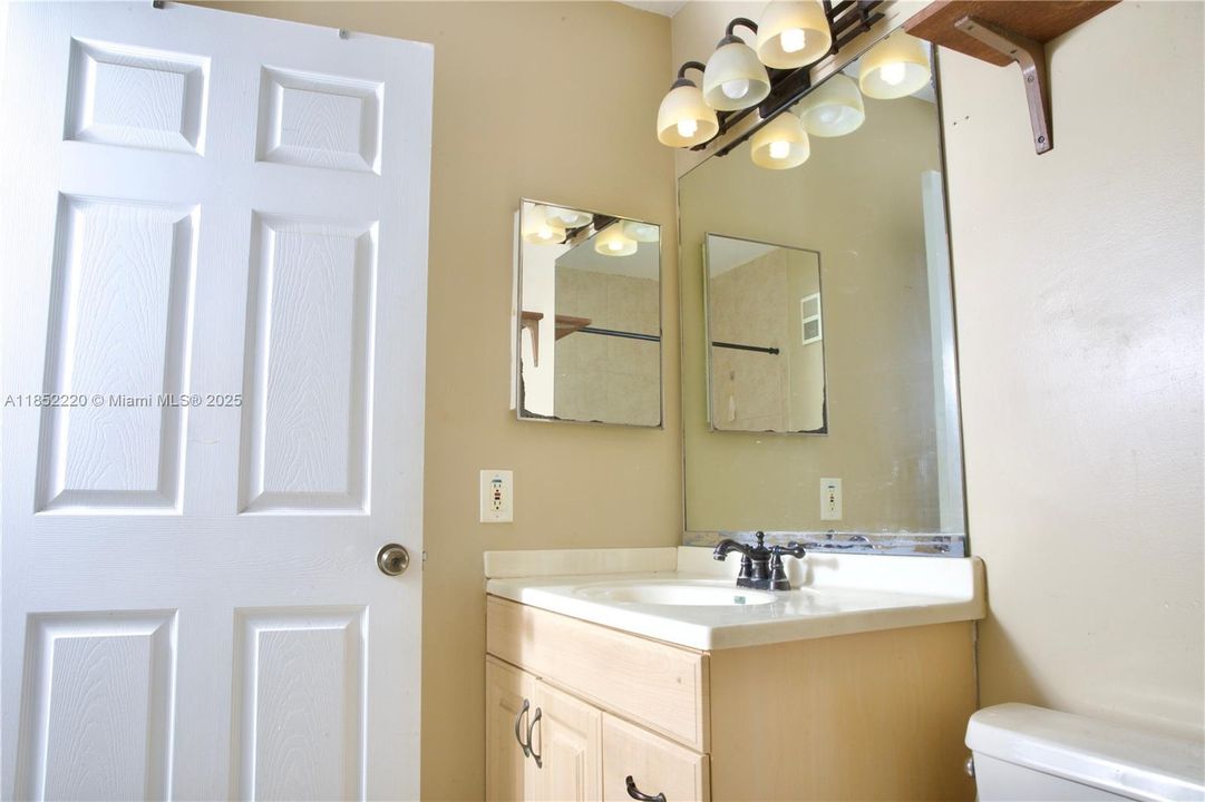 Activo con contrato: $199,000 (1 camas, 1 baños, 693 Pies cuadrados)