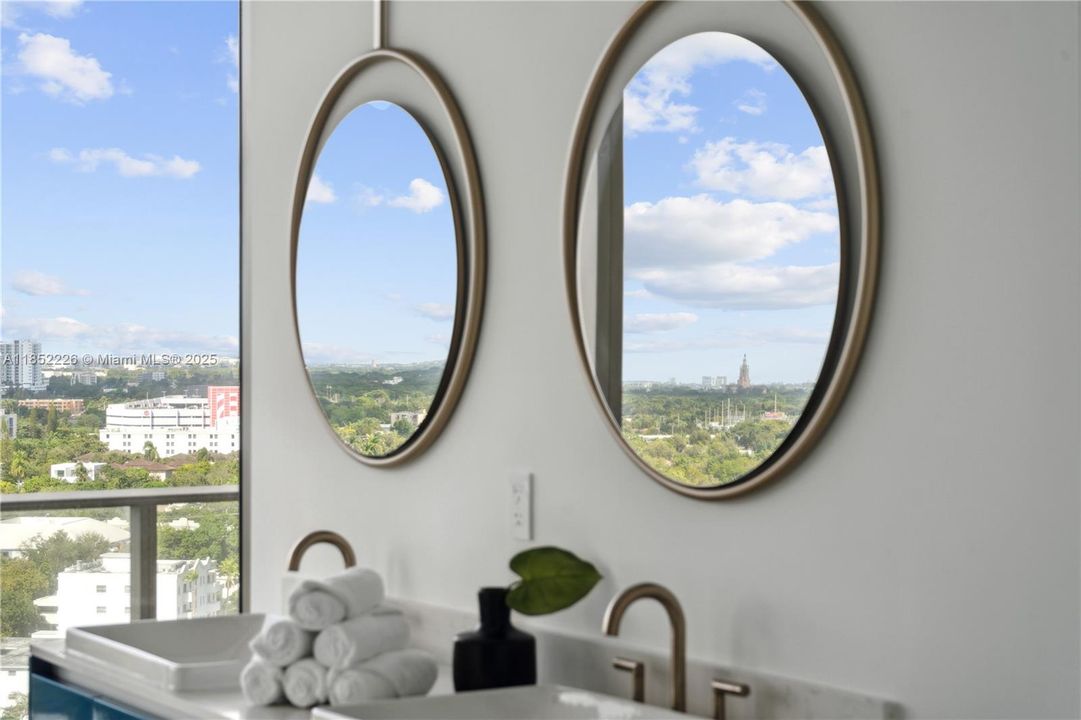 For Sale: $3,395,000 (3 beds, 3 baths, 1696 Square Feet)