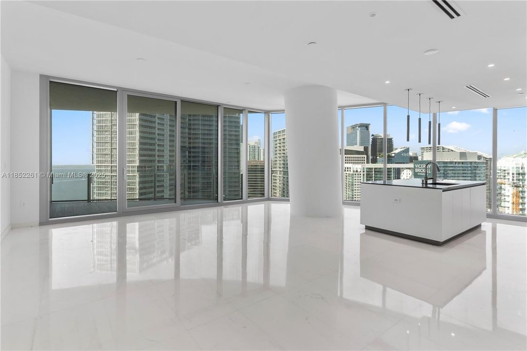 Active With Contract: $2,750,000 (3 beds, 2 baths, 2126 Square Feet)
