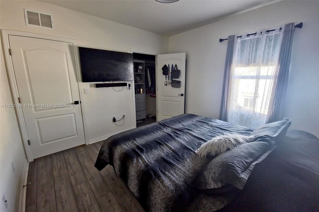 For Sale: $452,900 (5 beds, 3 baths, 0 Square Feet)