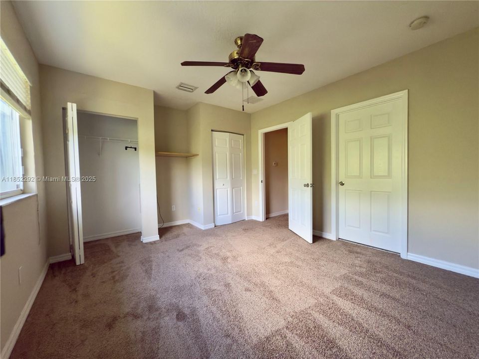 Recientemente alquilado: $1,850 (2 camas, 2 baños, 1227 Pies cuadrados)