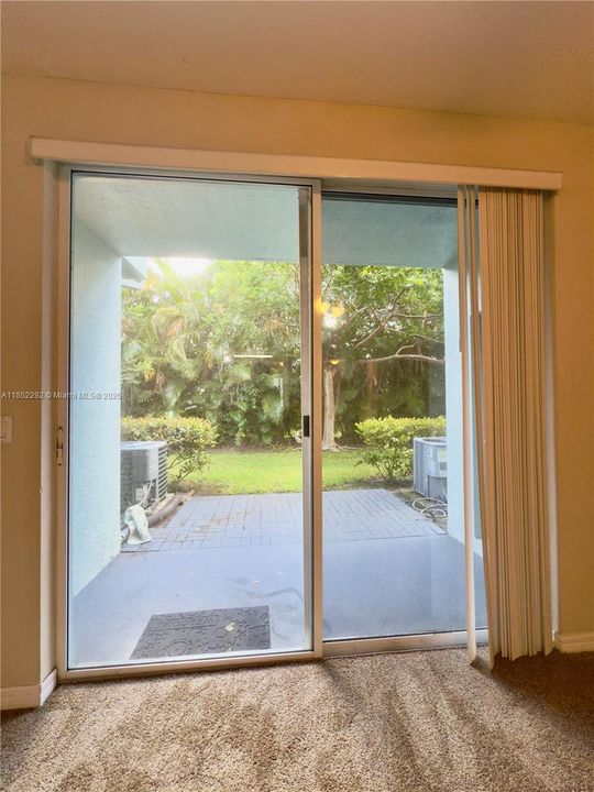 Recientemente alquilado: $1,850 (2 camas, 2 baños, 1227 Pies cuadrados)