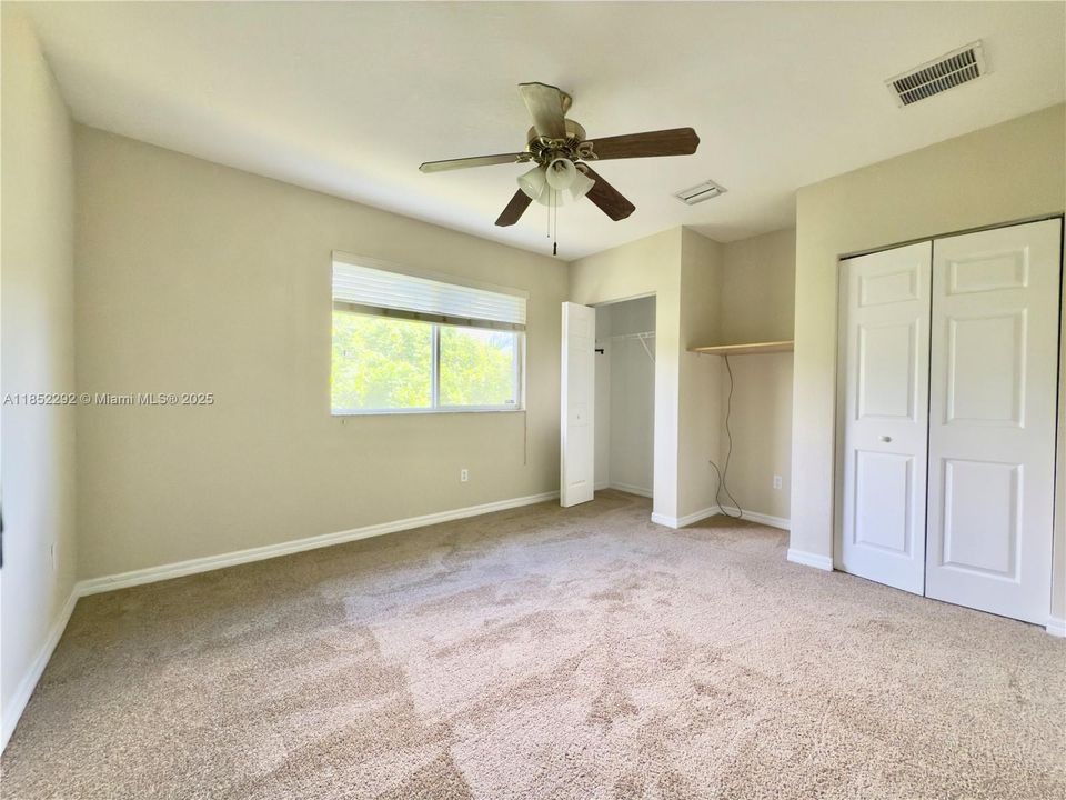 Recientemente alquilado: $1,850 (2 camas, 2 baños, 1227 Pies cuadrados)