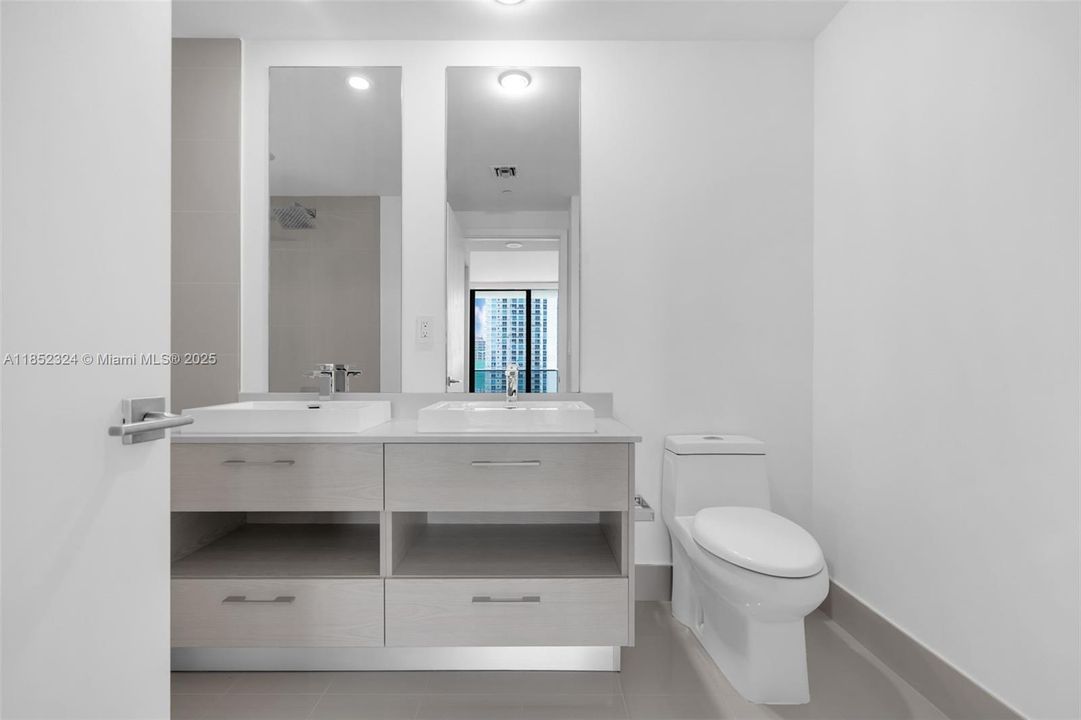 待售: $639,977 (1 贝兹, 2 浴室, 843 平方英尺)