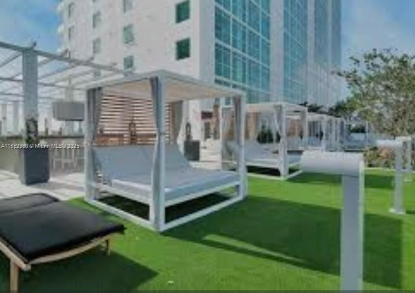 For Sale: $2,700,000 (4 beds, 4 baths, 3088 Square Feet)