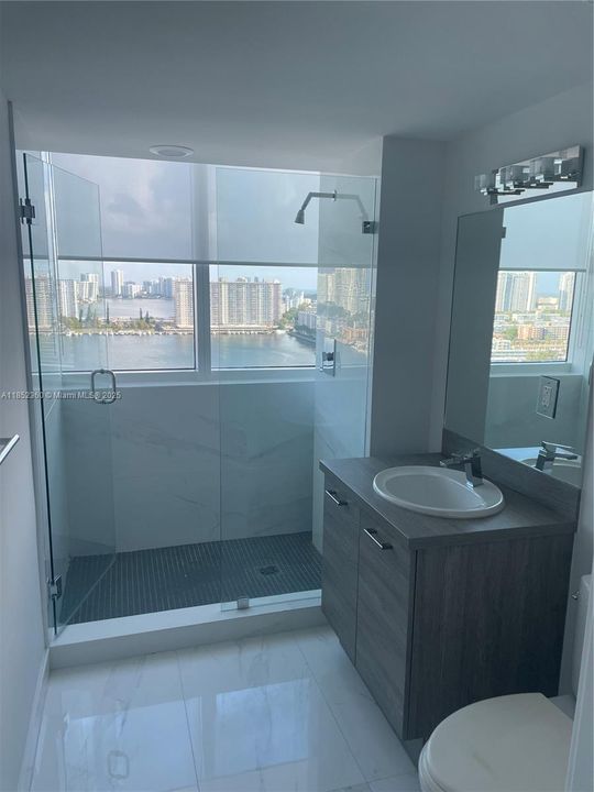 For Sale: $2,700,000 (4 beds, 4 baths, 3088 Square Feet)