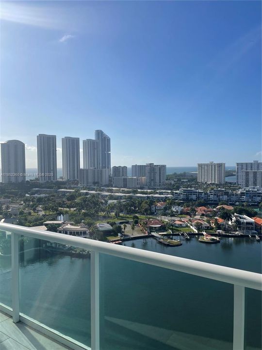 For Sale: $2,700,000 (4 beds, 4 baths, 3088 Square Feet)