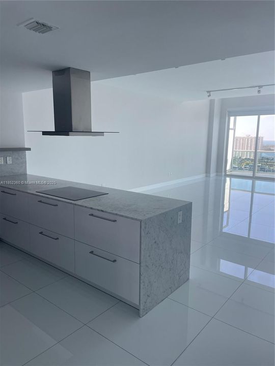 For Sale: $2,700,000 (4 beds, 4 baths, 3088 Square Feet)