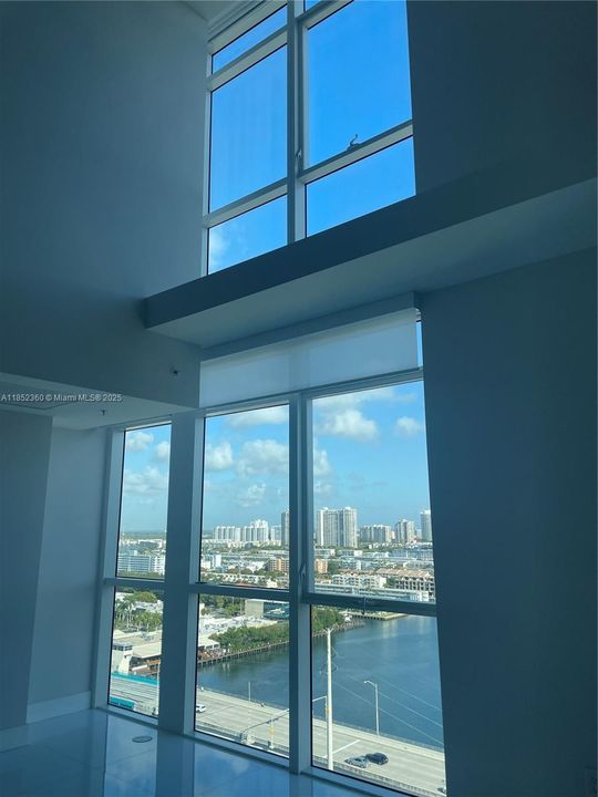 For Sale: $2,700,000 (4 beds, 4 baths, 3088 Square Feet)