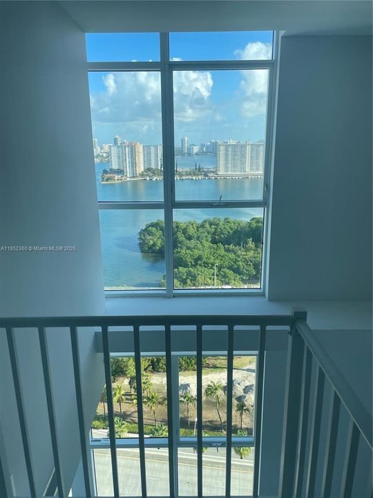 For Sale: $2,700,000 (4 beds, 4 baths, 3088 Square Feet)