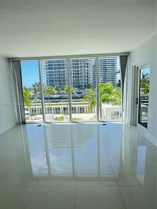 En Venta: $790,000 (1 camas, 1 baños, 896 Pies cuadrados)