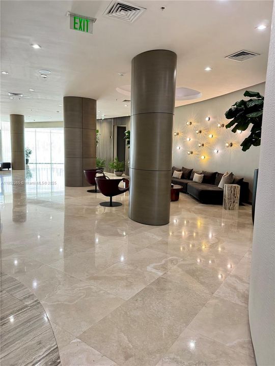 En Venta: $790,000 (1 camas, 1 baños, 896 Pies cuadrados)