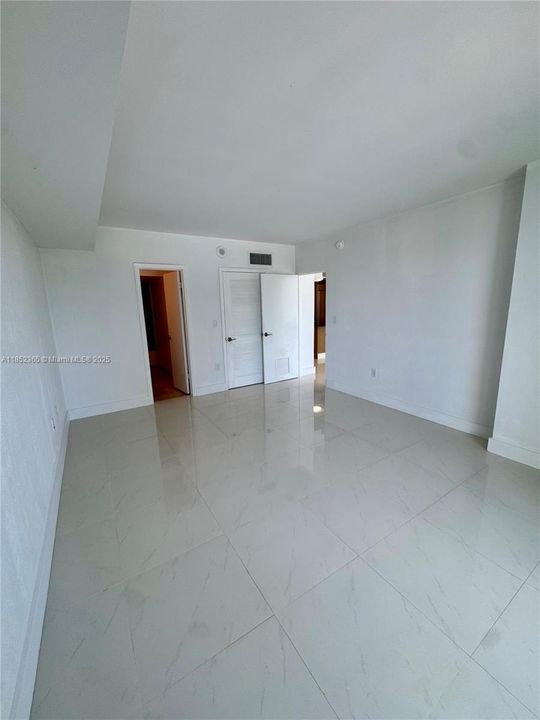 En Venta: $790,000 (1 camas, 1 baños, 896 Pies cuadrados)