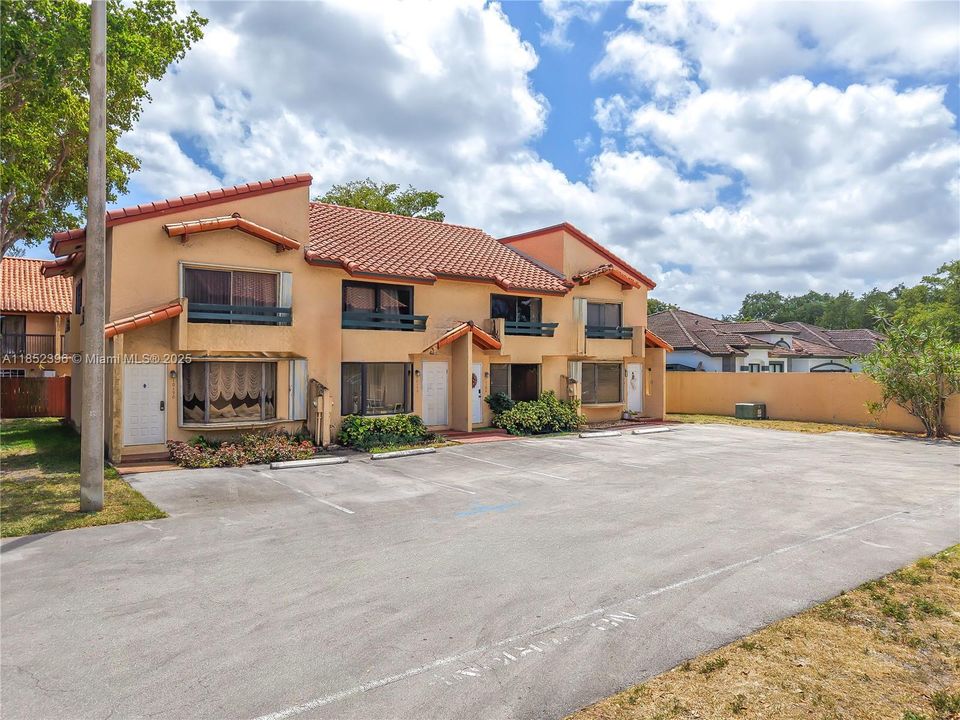 En Venta: $429,000 (2 camas, 1 baños, 1152 Pies cuadrados)