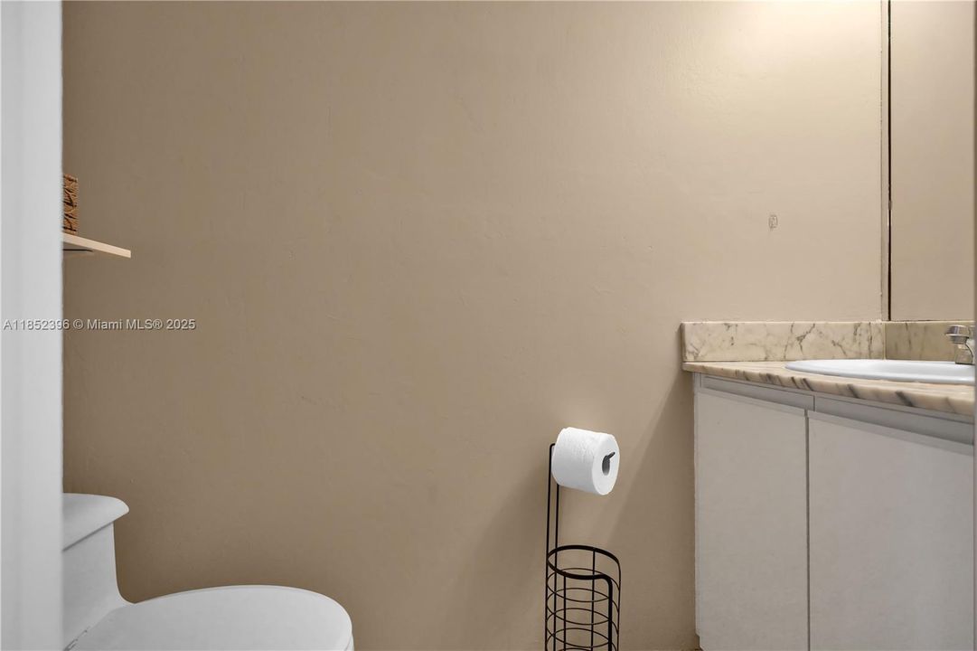 En Venta: $429,000 (2 camas, 1 baños, 1152 Pies cuadrados)