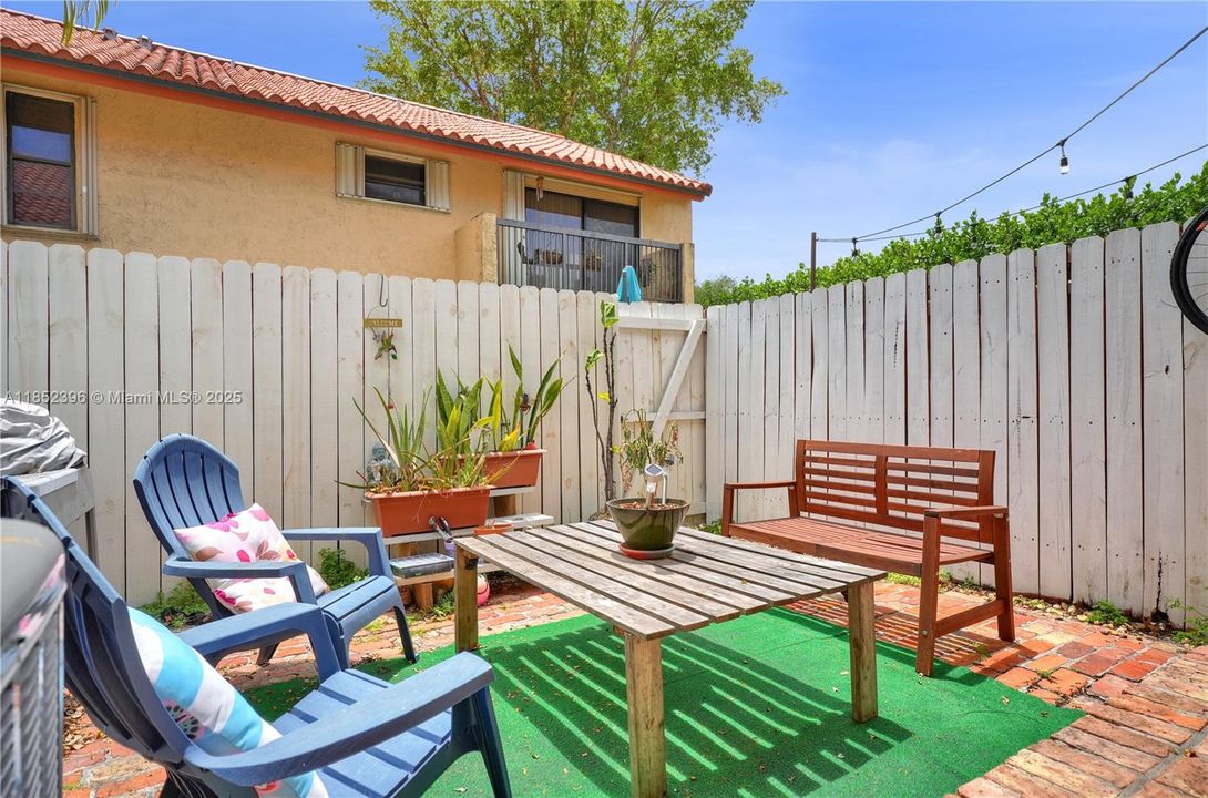 En Venta: $429,000 (2 camas, 1 baños, 1152 Pies cuadrados)