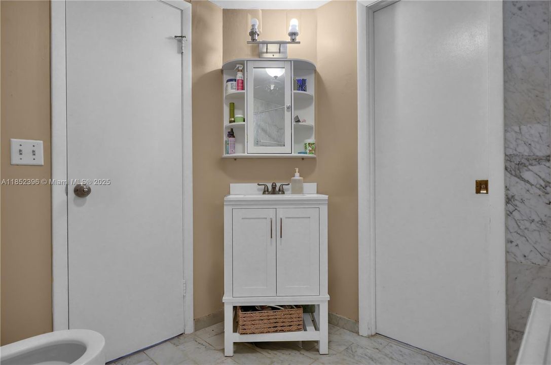 En Venta: $429,000 (2 camas, 1 baños, 1152 Pies cuadrados)