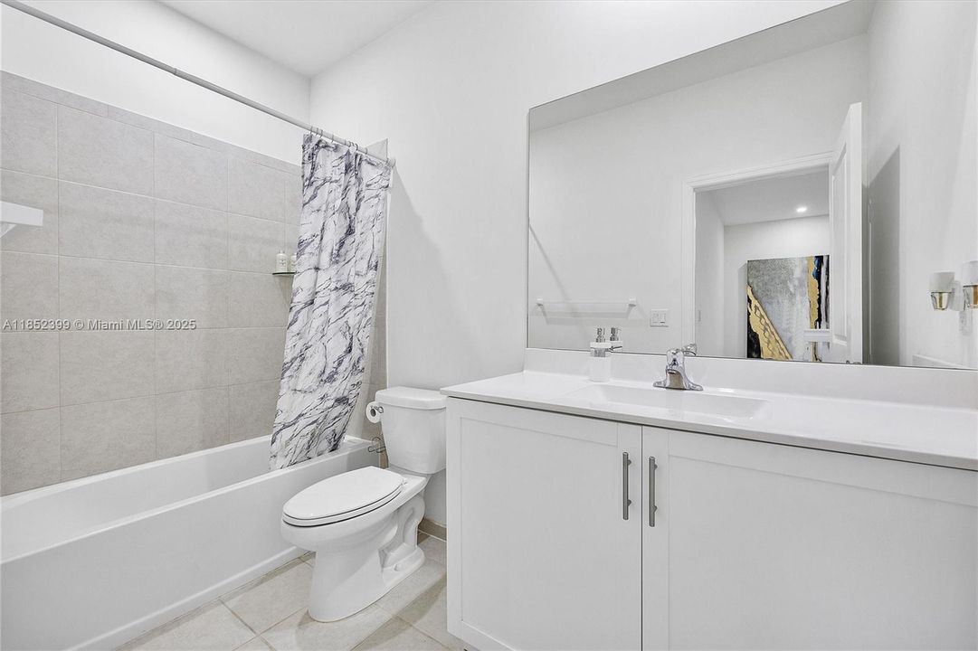 Недавно продано: $452,000 (3 спален, 2 ванн, 1539 Квадратных фут)