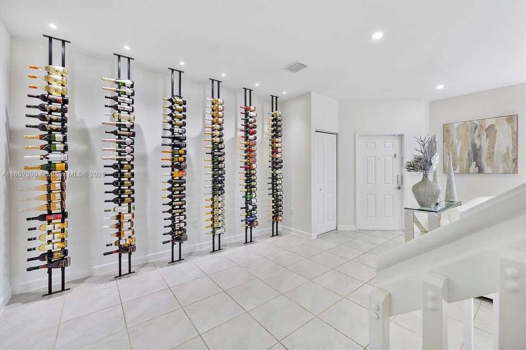 Недавно продано: $452,000 (3 спален, 2 ванн, 1539 Квадратных фут)