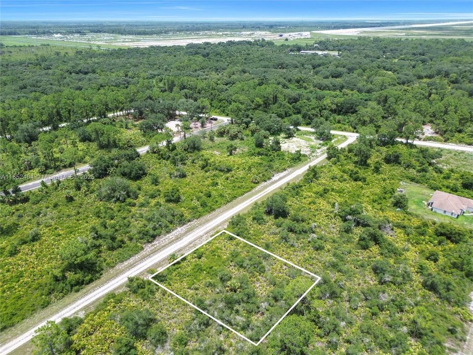 Под контрактом: $16,900 (0.28 acres)