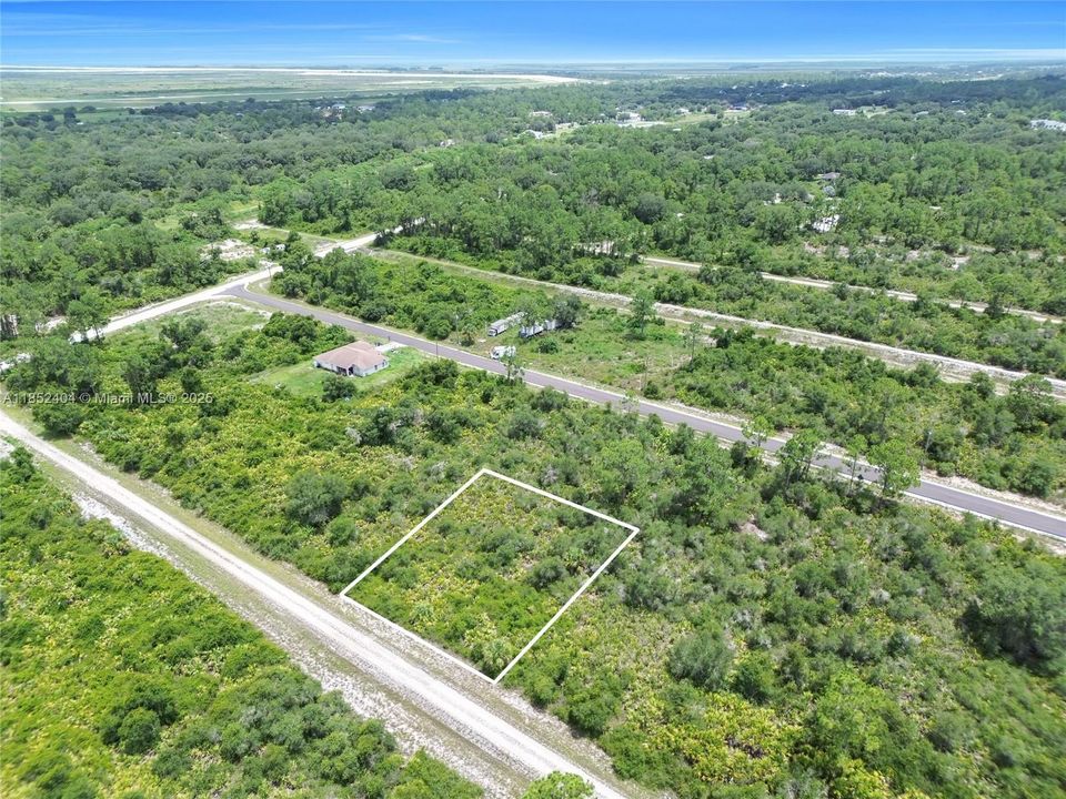 Под контрактом: $16,900 (0.28 acres)