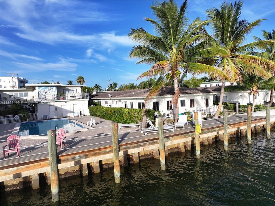 En Venta: $350,000 (2 camas, 2 baños, 1035 Pies cuadrados)