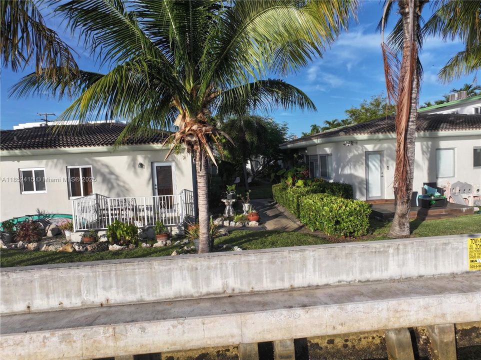 En Venta: $350,000 (2 camas, 2 baños, 1035 Pies cuadrados)