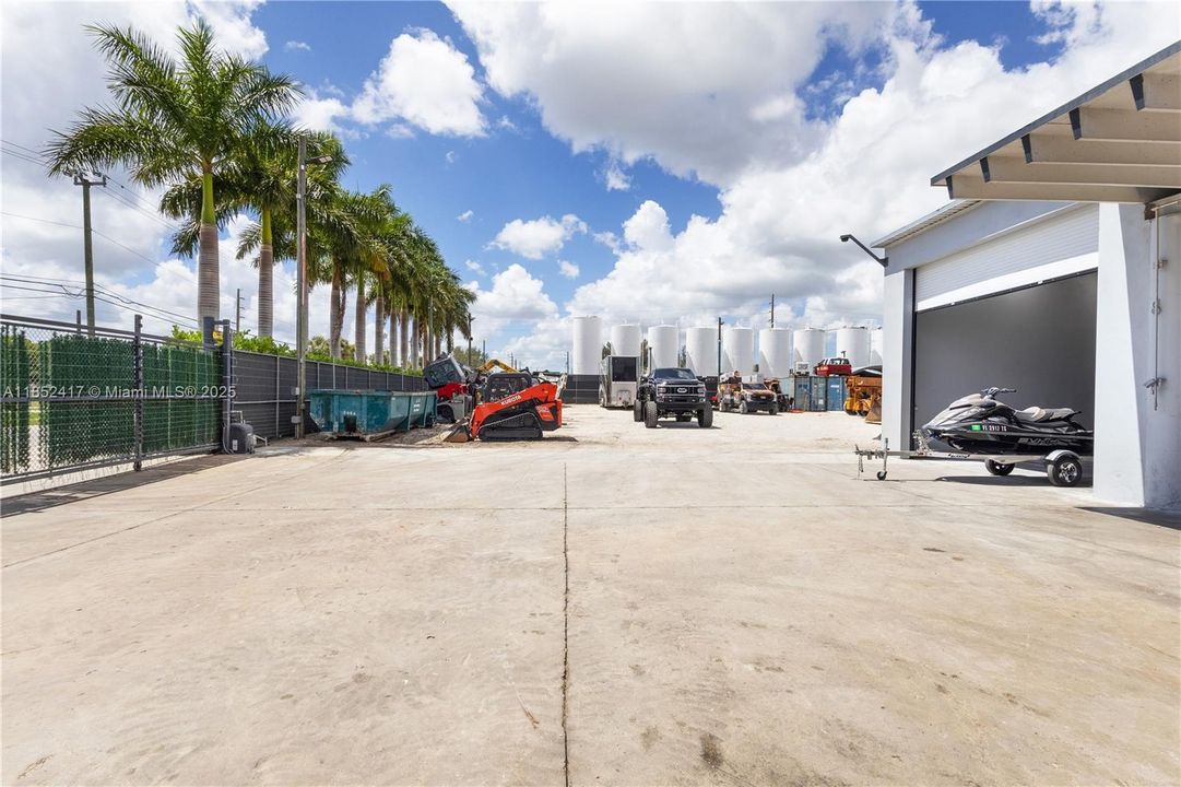 待售: $4,800,000 (0 贝兹, 0 浴室, 0 平方英尺)