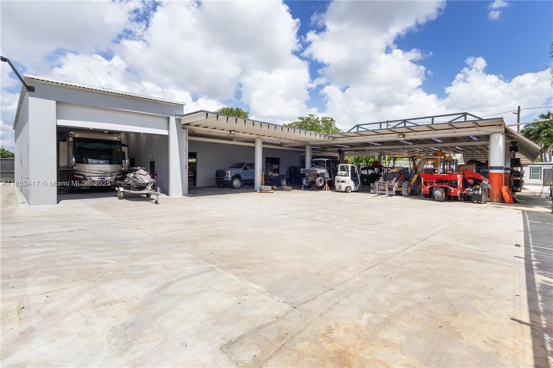 待售: $4,800,000 (0 贝兹, 0 浴室, 0 平方英尺)