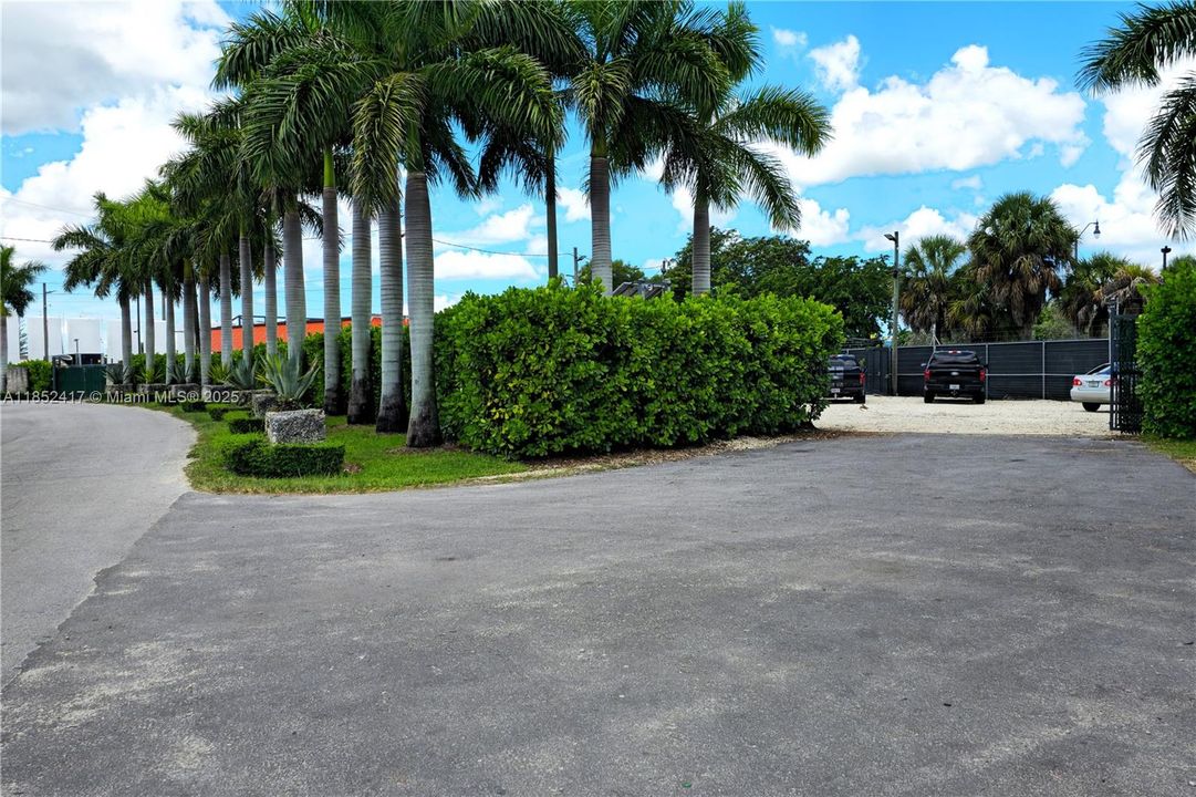 待售: $4,800,000 (0 贝兹, 0 浴室, 0 平方英尺)