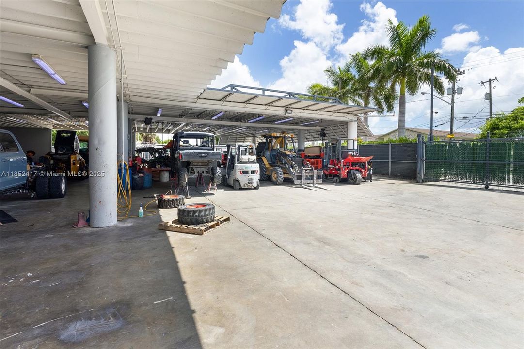 待售: $4,800,000 (0 贝兹, 0 浴室, 0 平方英尺)