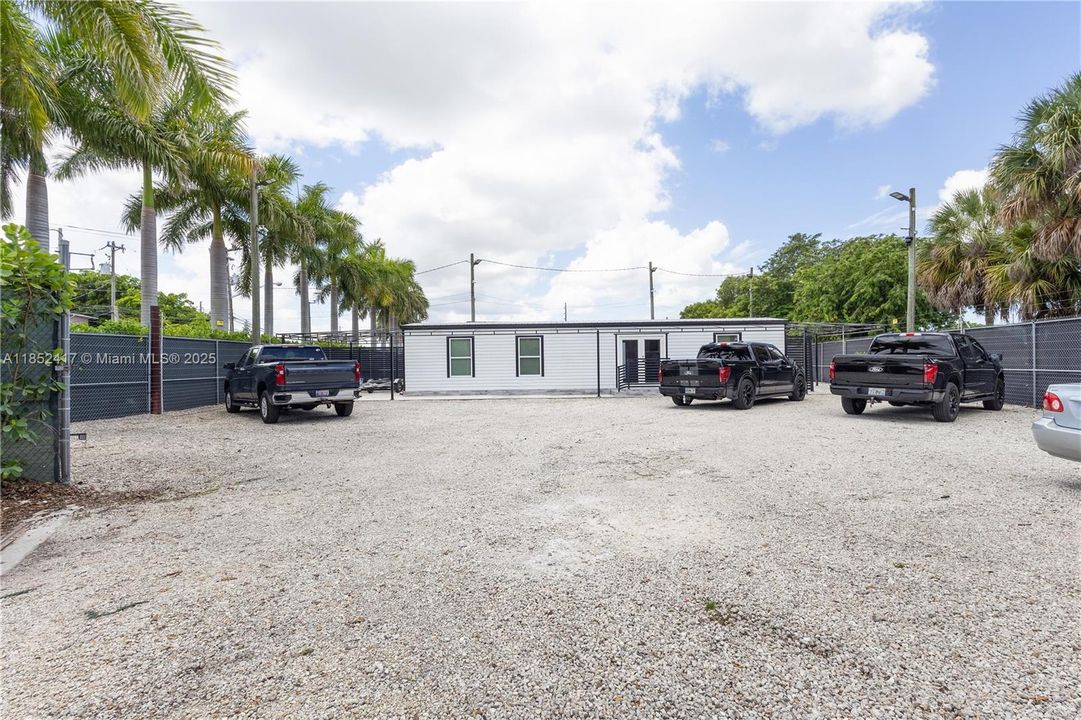 待售: $4,800,000 (0 贝兹, 0 浴室, 0 平方英尺)