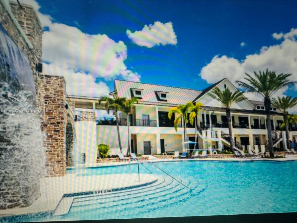 Под контрактом: $3,150 (3 спален, 2 ванн, 1758 Квадратных фут)