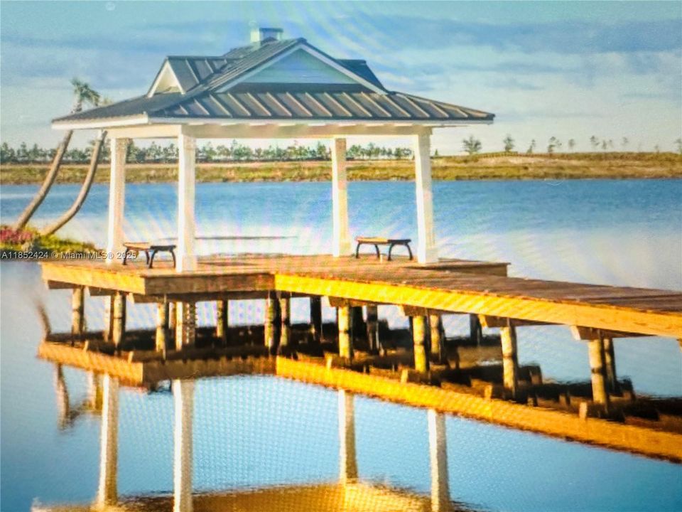 Под контрактом: $3,150 (3 спален, 2 ванн, 1758 Квадратных фут)