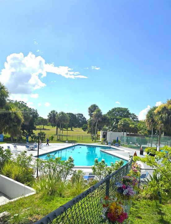 На продажу: $75,000 (1 спален, 1 ванн, 780 Квадратных фут)