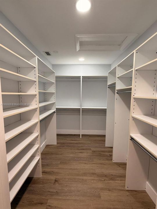 Master bedroom walking closet