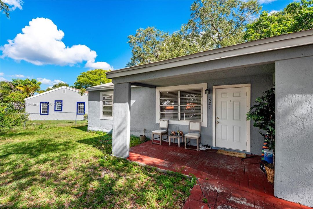 На продажу: $599,000 (0 спален, 0 ванн, 1560 Квадратных фут)