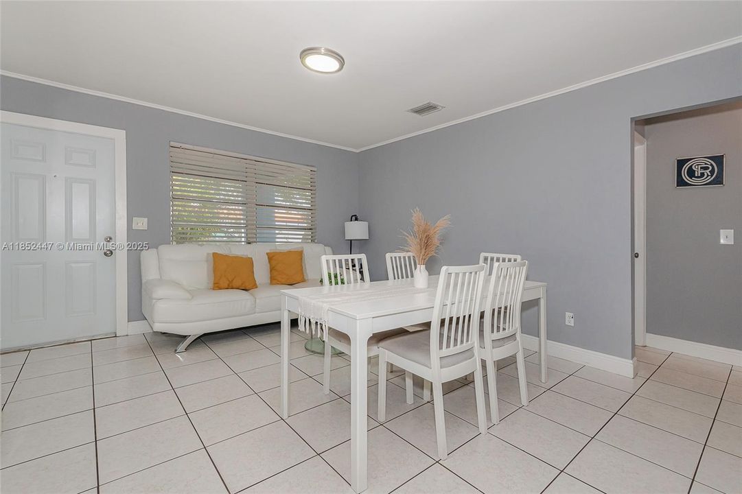 На продажу: $599,000 (0 спален, 0 ванн, 1560 Квадратных фут)