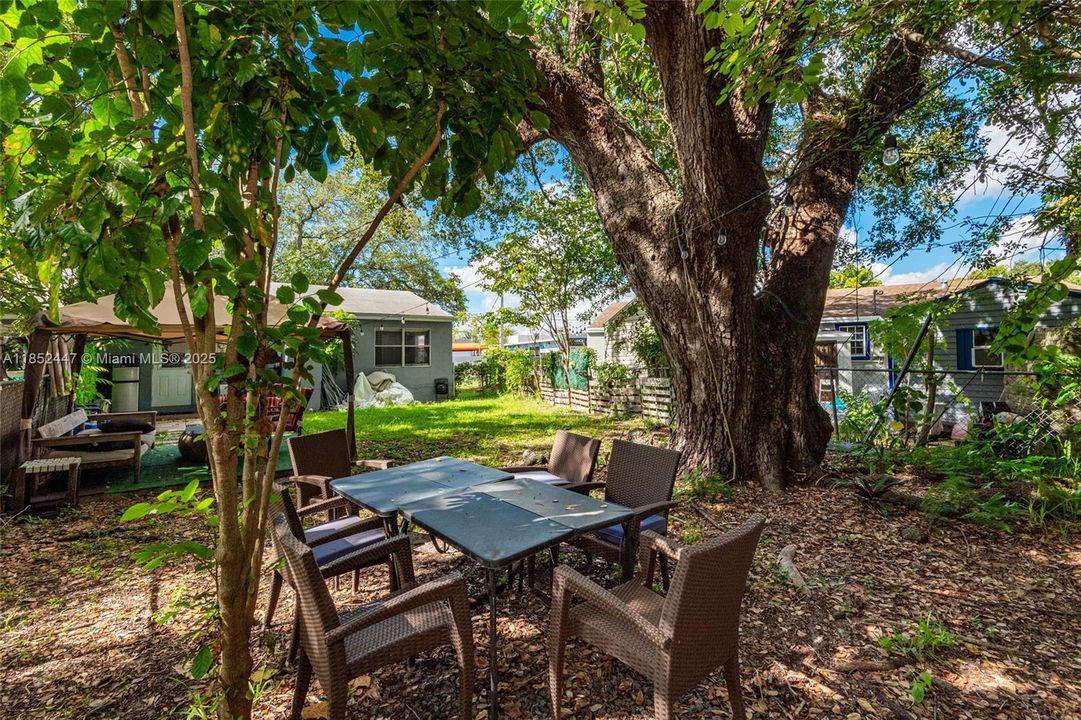 На продажу: $599,000 (0 спален, 0 ванн, 1560 Квадратных фут)