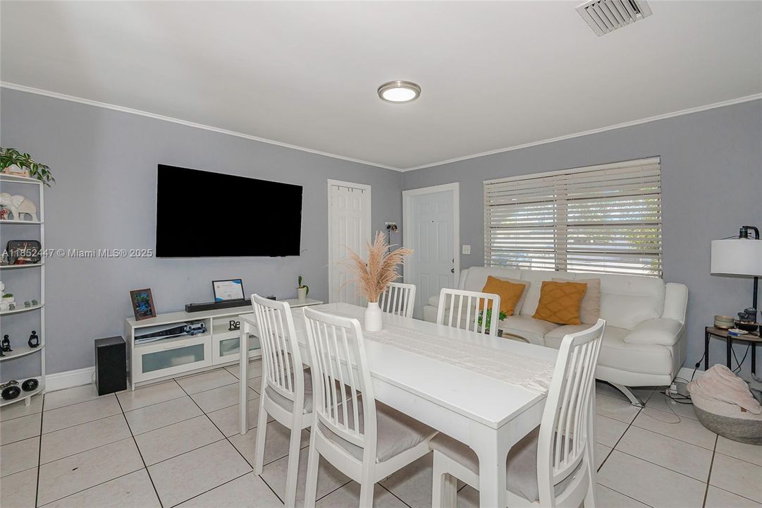 На продажу: $599,000 (0 спален, 0 ванн, 1560 Квадратных фут)