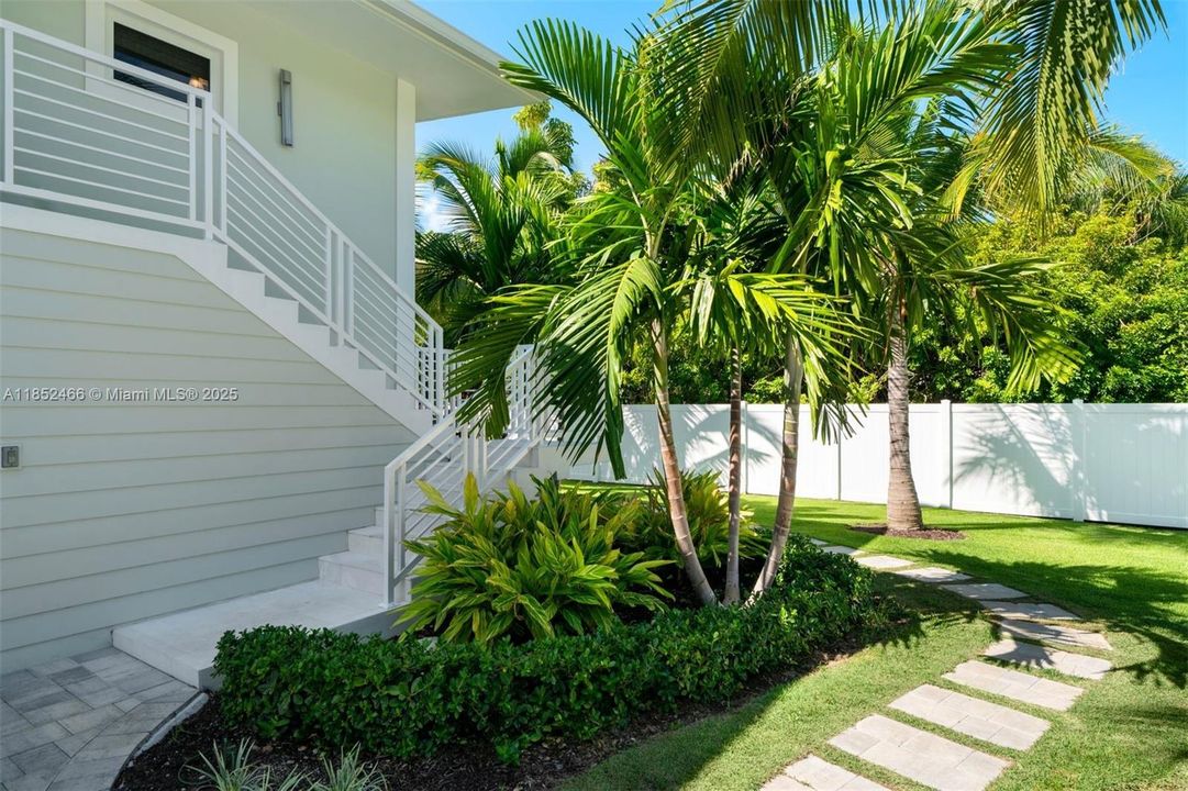 For Sale: $3,325,000 (4 beds, 3 baths, 0 Square Feet)