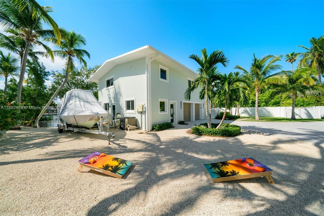 For Sale: $3,325,000 (4 beds, 3 baths, 0 Square Feet)