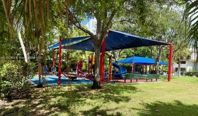 Недавно арендовано: $6,300 (3 спален, 2 ванн, 1568 Квадратных фут)