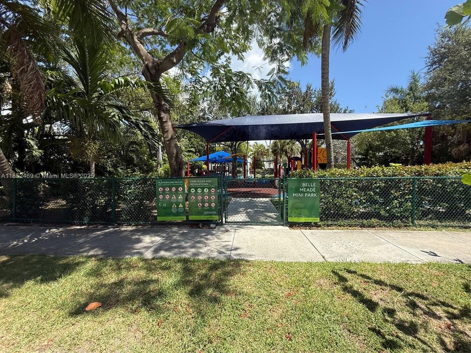 Недавно арендовано: $6,300 (3 спален, 2 ванн, 1568 Квадратных фут)