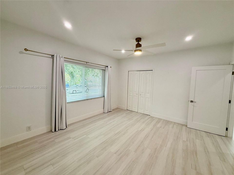 Недавно арендовано: $6,300 (3 спален, 2 ванн, 1568 Квадратных фут)