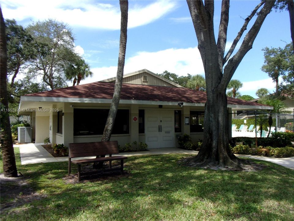 The community clubhouse contains the onsite property manager office, restrooms and community facilities
