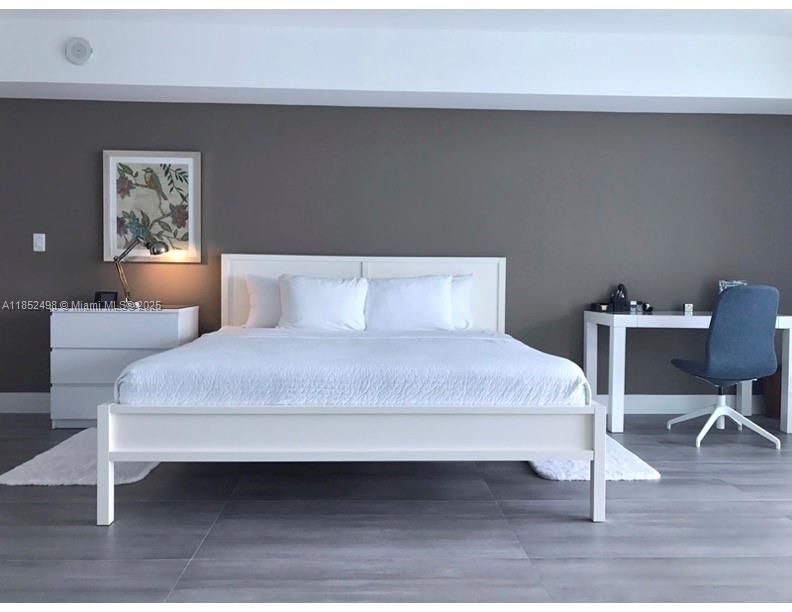 For Sale: $1,100,000 (3 beds, 3 baths, 1753 Square Feet)