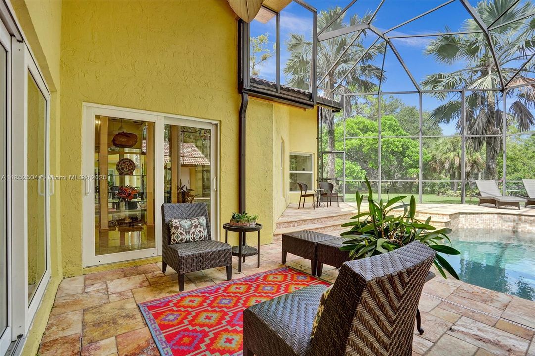 На продажу: $1,348,800 (6 спален, 4 ванн, 4323 Квадратных фут)