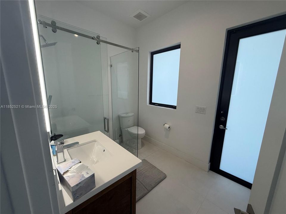 待售: $6,300,000 (7 贝兹, 6 浴室, 4408 平方英尺)